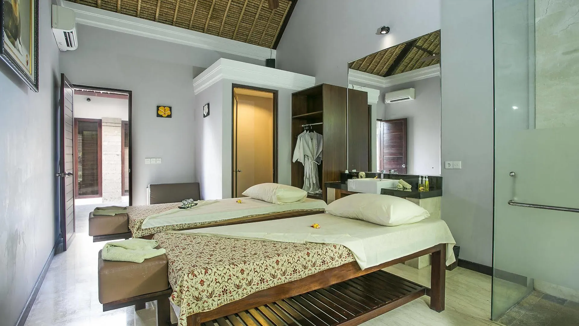 Villa Adepa Resort Kerobokan