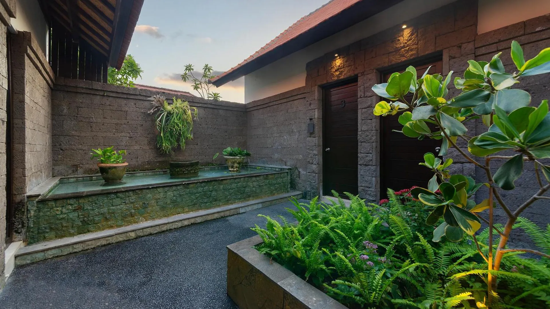 Adepa Resort Kerobokan  Villa